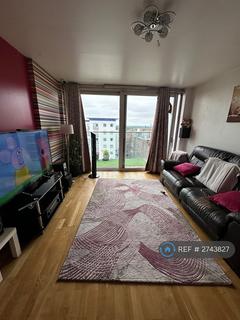 2 bedroom flat to rent, The Blenheim Centre, Hounslow, TW3