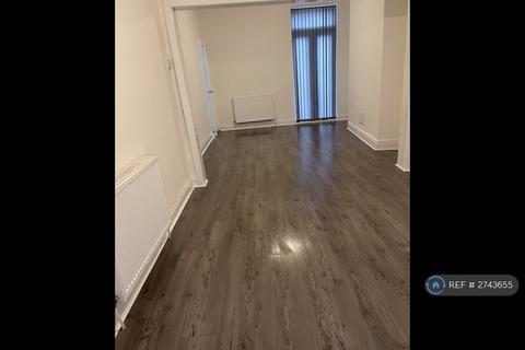 3 bedroom terraced house to rent, Rossett Street, Liverpool, L6