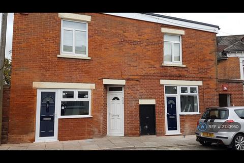 1 bedroom flat to rent, Guildford Road, Portsmouth, PO1