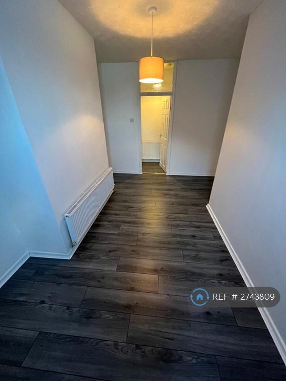 Bedroom Grey Laminate Flooring