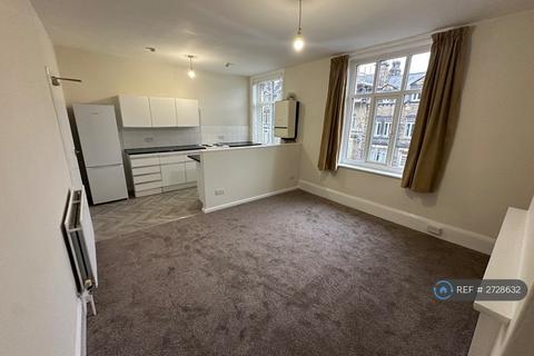 2 bedroom flat to rent, St. Marys Avenue, Harrogate, HG2