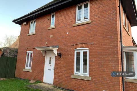 4 bedroom semi-detached house to rent, Windle Drive, Bourne, PE10
