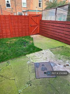 2 bedroom terraced house to rent, Florence Terrace, Gainsborough, DN21