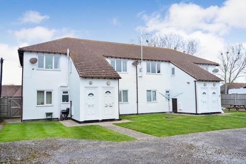 1 bedroom flat for sale, Bracklesham Court, Bracklesham Lane, West Sussex, PO20