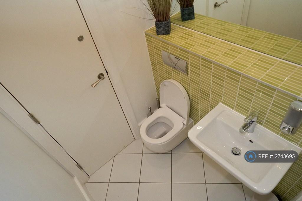 Guest Toilet