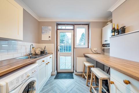 2 bedroom maisonette for sale, Maple Street, Romford RM7