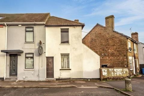 3 bedroom end of terrace house for sale, 28 St. Pauls Street, Sittingbourne, Kent, ME10 2LA