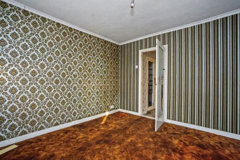 3 bedroom end of terrace house for sale, 28 St. Pauls Street, Sittingbourne, Kent, ME10 2LA