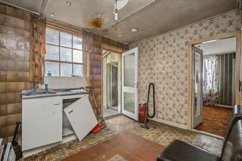 3 bedroom end of terrace house for sale, 28 St. Pauls Street, Sittingbourne, Kent, ME10 2LA