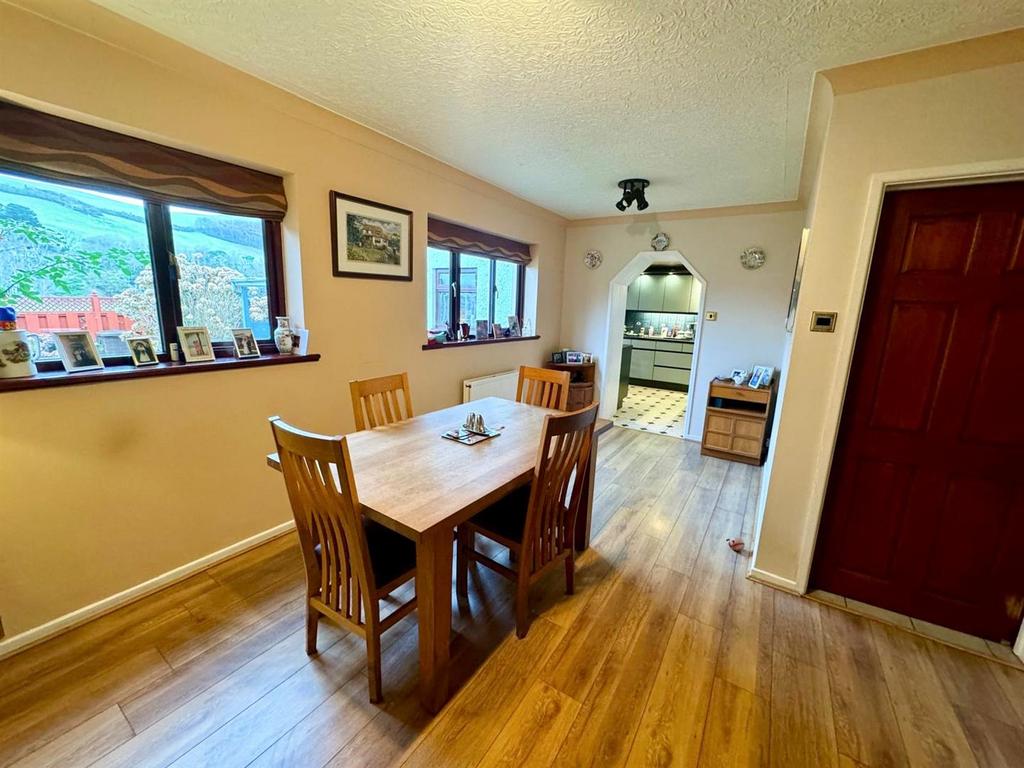 Breakfast room