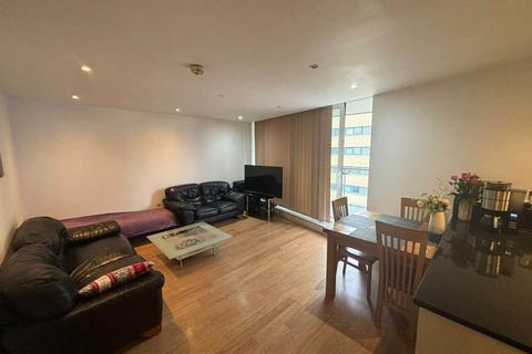 2 bedroom flat to rent, The Galley, London,