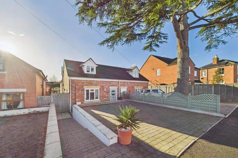 3 bedroom bungalow for sale, Lechmere Crescent, Worcester, Worcestershire, WR2