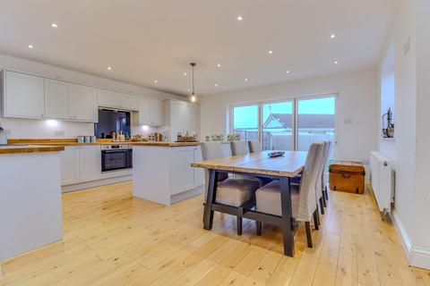 4 bedroom detached bungalow for sale, Overdale Avenue, The Brantings, Glenfield