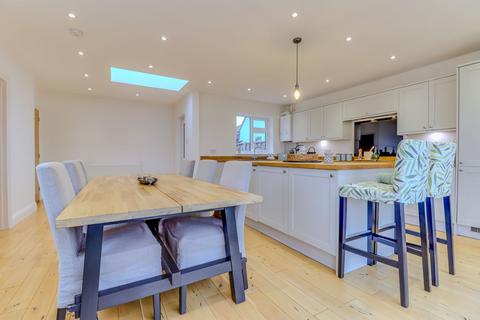 4 bedroom detached bungalow for sale, Overdale Avenue, The Brantings, Glenfield