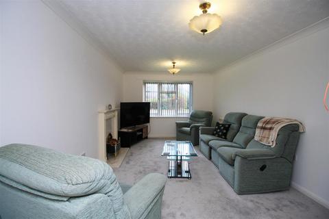 1 bedroom flat for sale, Lowry Court, Hyde SK14