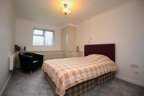 1 bedroom flat for sale, Lowry Court, Hyde SK14