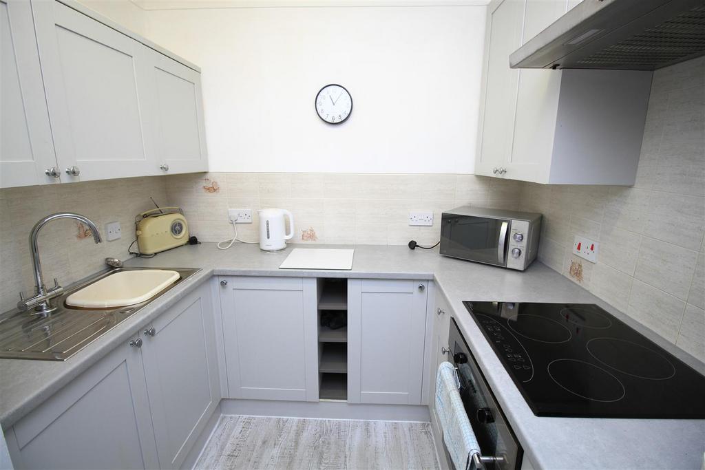 Kitchen..jpg
