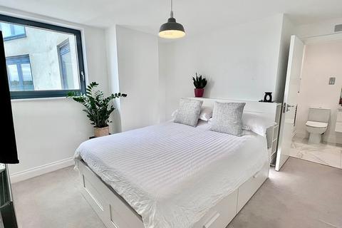 2 bedroom flat to rent, Key Street, Ipswich IP4