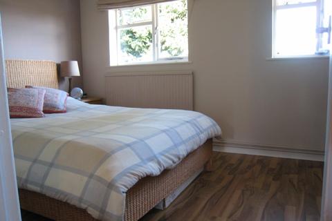 undefined, Coombe Pine, Bracknell, Berks, RG12 0TJ