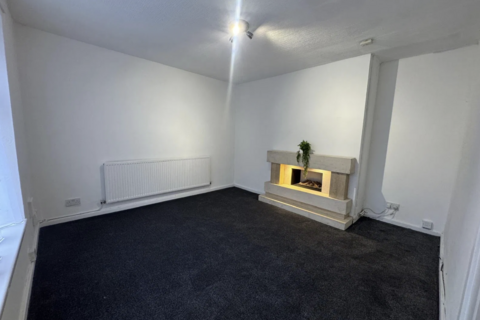 3 bedroom semi-detached house to rent, Pembry Close, Stockport SK5