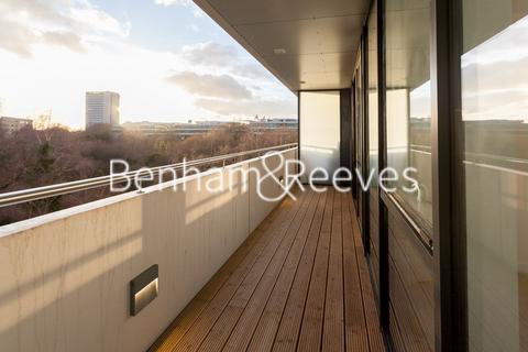 1 bedroom apartment to rent, Colonial Drive, Chiswick W4