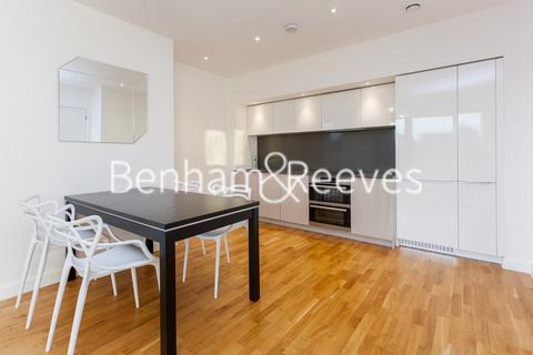 1 bedroom apartment to rent, Colonial Drive, Chiswick W4
