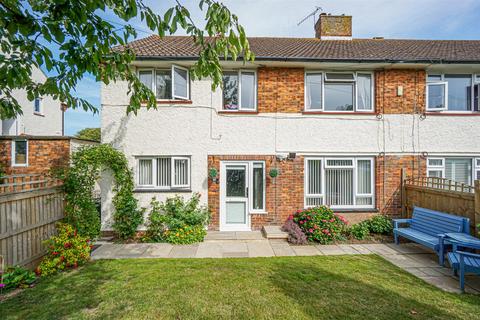 2 bedroom flat for sale, Edinburgh Road, St. Leonards-On-Sea