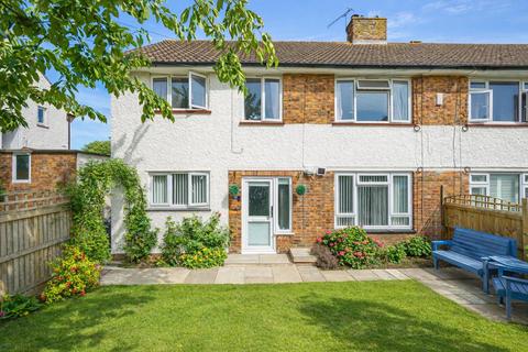2 bedroom flat for sale, Edinburgh Road, St. Leonards-On-Sea