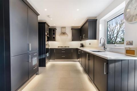 3 bedroom semi-detached house for sale, Woodview, Cuffley