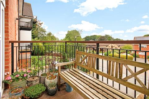 2 bedroom apartment for sale, Cardew Court, Crowthorne Road, Bracknell, Berkshire, RG12