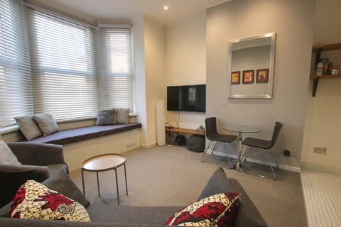 1 bedroom flat for sale, The Polygon, Southampton