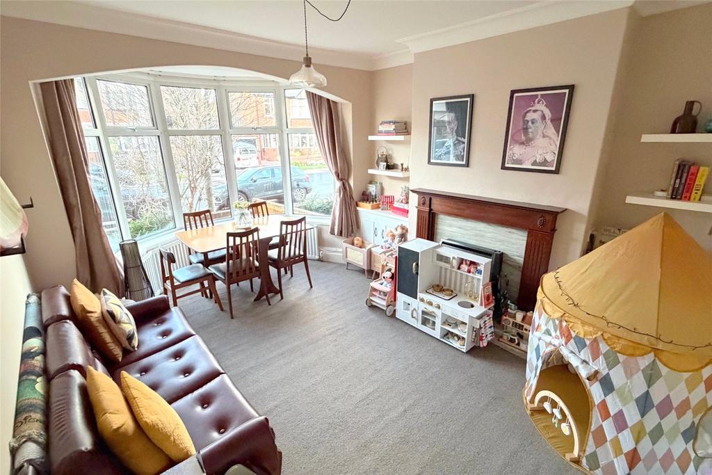 Front Lounge