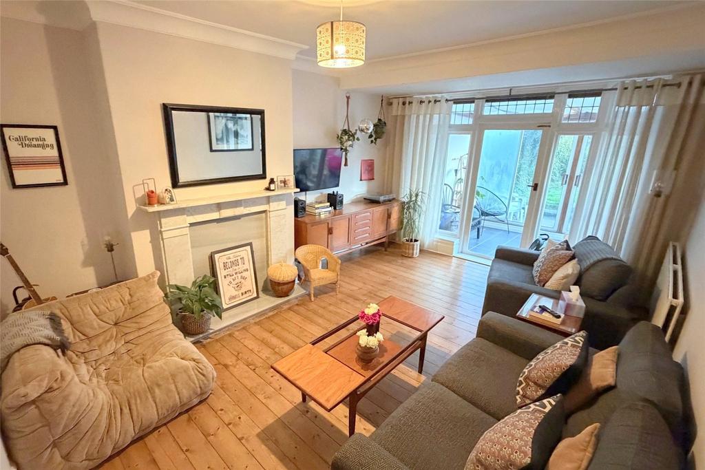Rear Lounge