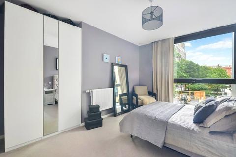 1 bedroom apartment for sale, Canter Way, London, E1