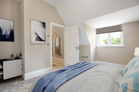 2 bedroom apartment for sale, Westerham Road, Oxted RH8