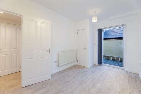 2 bedroom flat to rent, Dalling Road, Hammersmith  W6