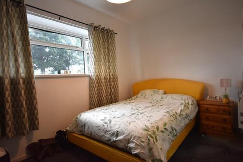 1 bedroom flat to rent, 3 Weston Court, Holton Road, CF63 4JD