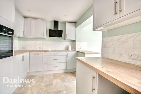 3 bedroom semi-detached house to rent, Brookbank Close, ABERDARE
