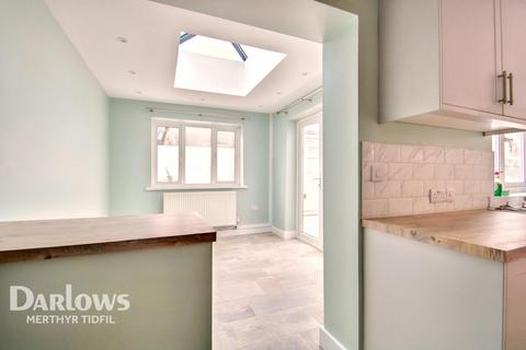 3 bedroom semi-detached house to rent, Brookbank Close, ABERDARE