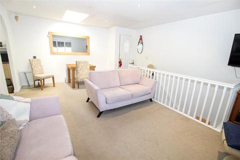 undefined, Guernsey Lane, Wiltshire SN25