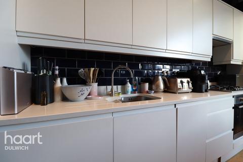 1 bedroom apartment for sale, East Dulwich Road, LONDON