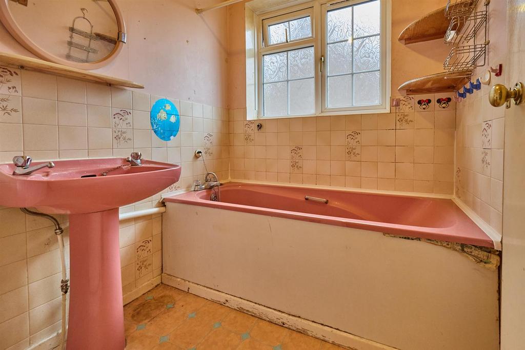 Bathroom to side