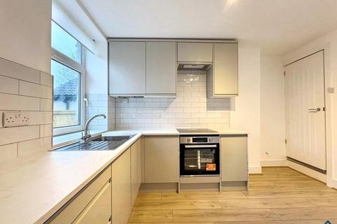 3 bedroom terraced house to rent, Vale Road, Mansfield Woodhouse, Mansfield