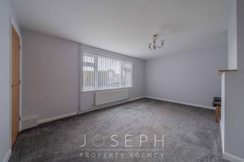 3 bedroom property to rent, Robin Drive, Ipswich, IP2