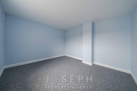 3 bedroom property to rent, Robin Drive, Ipswich, IP2