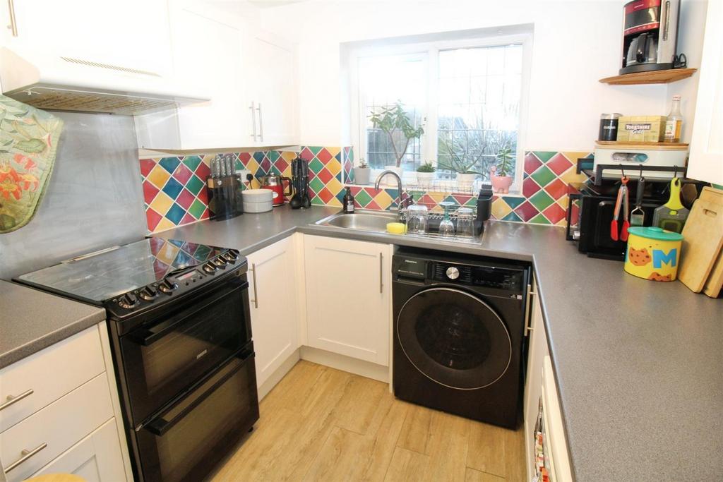 Fitted Kitchen
