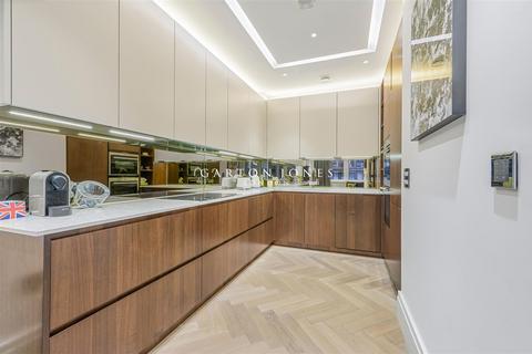 2 bedroom flat for sale, Drake House, 76 Marsham Street, Westminster, London SW1P