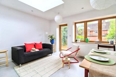 3 bedroom terraced house to rent, Anslow Avenue, Beeston, Nottingham, NG9 2SW