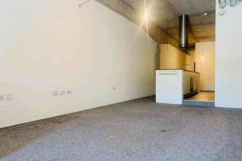 2 bedroom flat to rent, Lakeshore, Lake Shore Drive, Bristol, BS13