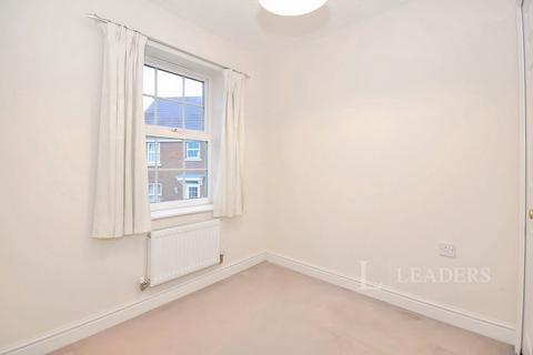 3 bedroom semi-detached house to rent, Caddow Road, Norwich, NR5
